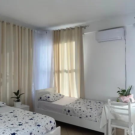 Marras Rooms 2 Durres Exterior photo
