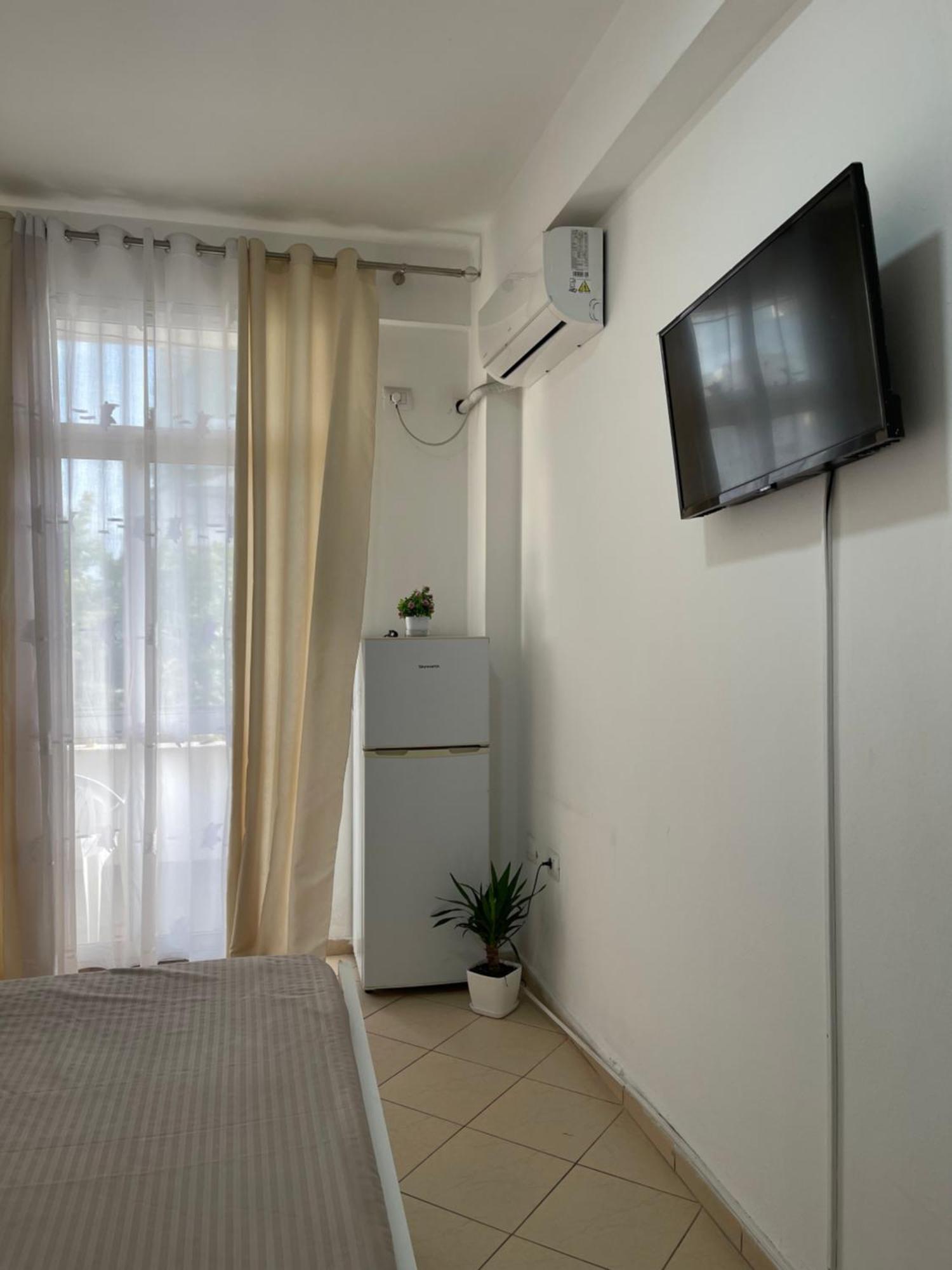 Marras 2 * Durres